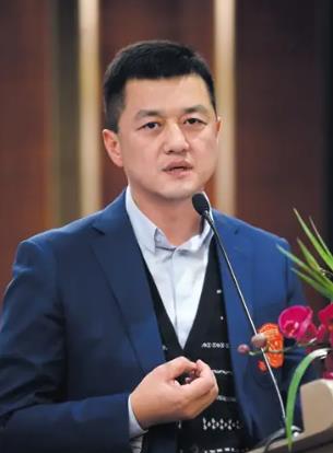李亚鹏