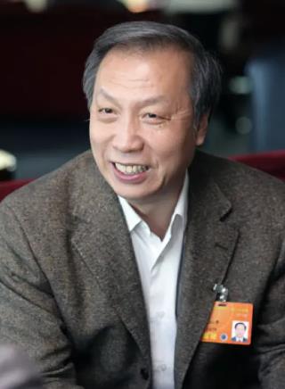 赵沁平