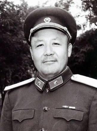 张如三