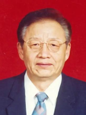 柯伟