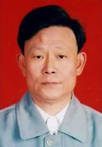关杰