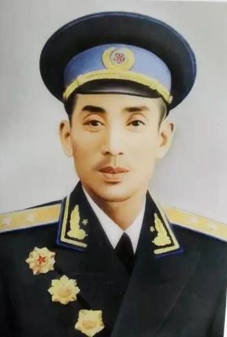 朱辉照