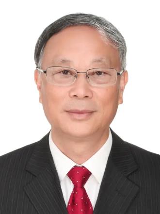 严新平