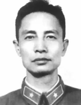 张翼
