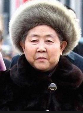 陶华碧