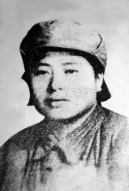 张培英