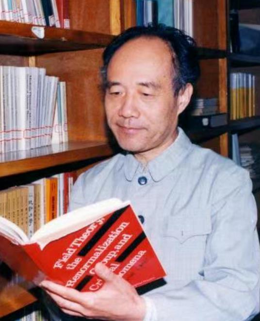 侯伯宇