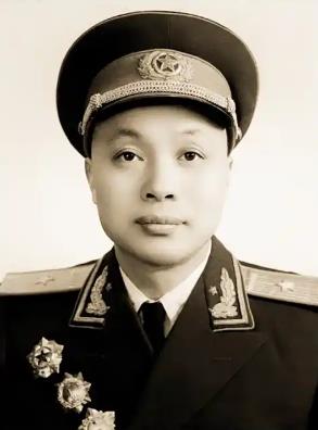 严光