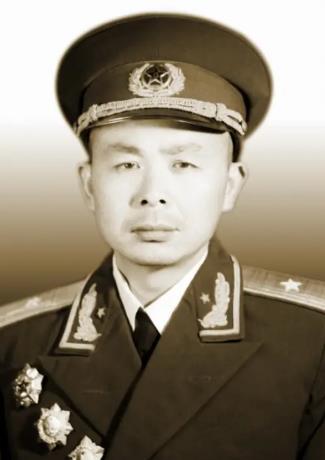 刘振国