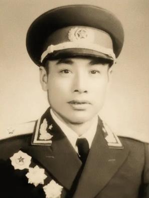 张秀龙