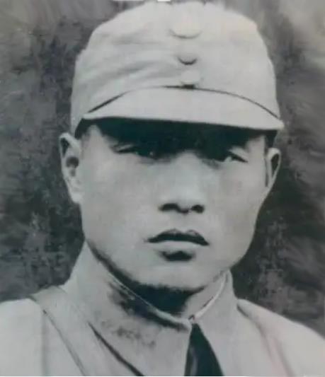 李基初